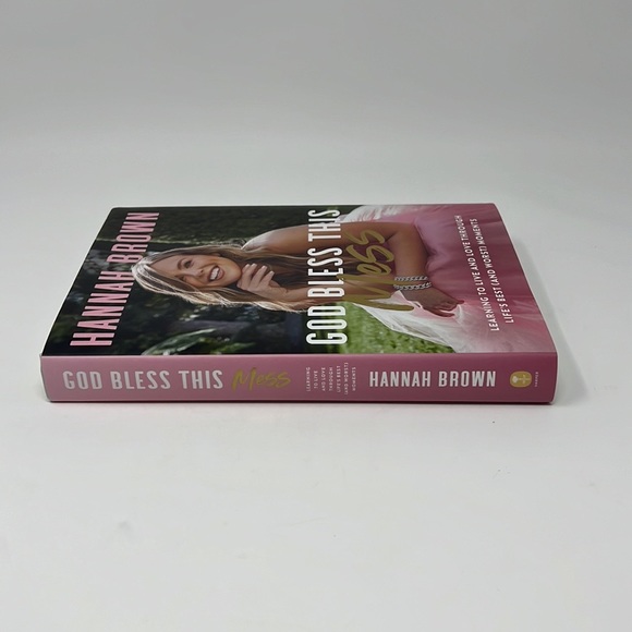 GOD BLESS THIS MESS by Hannah Brown Hardback Book - Picture 6 of 11